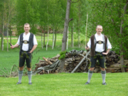 1. Schnalzerkurs der Bayerischen Trachtenjugend in Holzhausen